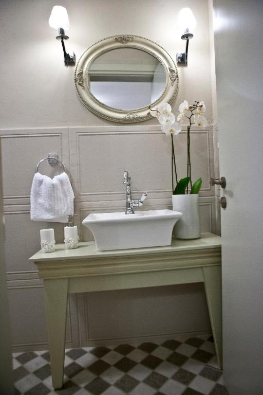 Melies Boutique Hotel Loutraki  Room photo