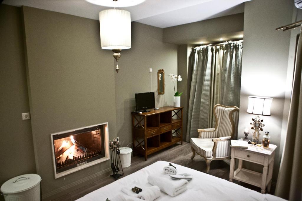 Melies Boutique Hotel Loutraki  Room photo