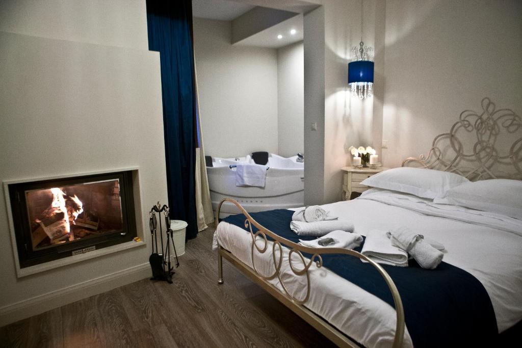 Melies Boutique Hotel Loutraki  Room photo